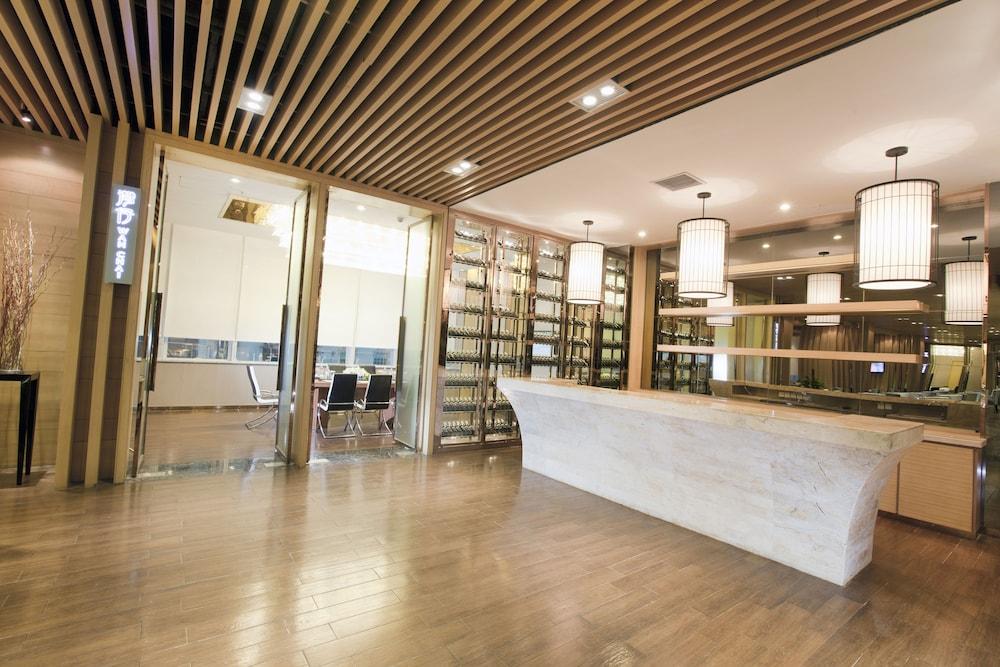 Dorsett Wuhan Exterior photo